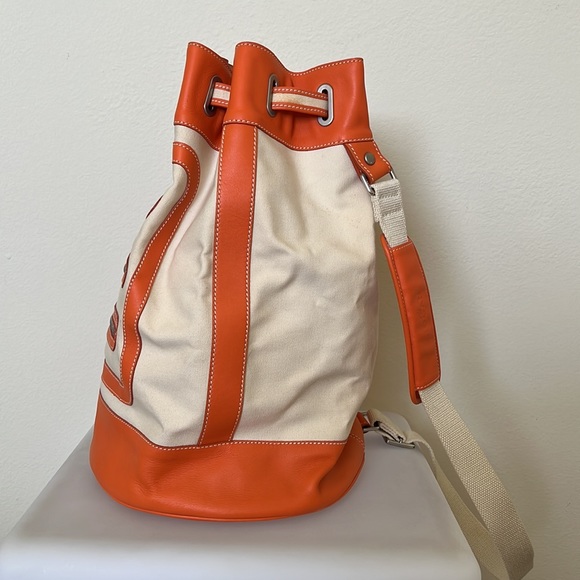 Hogan crossbody backpack. - Picture 4 of 9